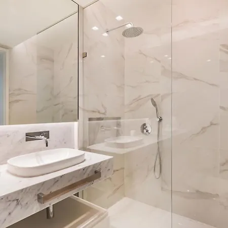 20 Modern Flat Лиссабон