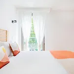 20 Modern Flat