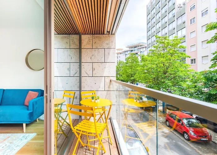 20 Modern Flat Лиссабон